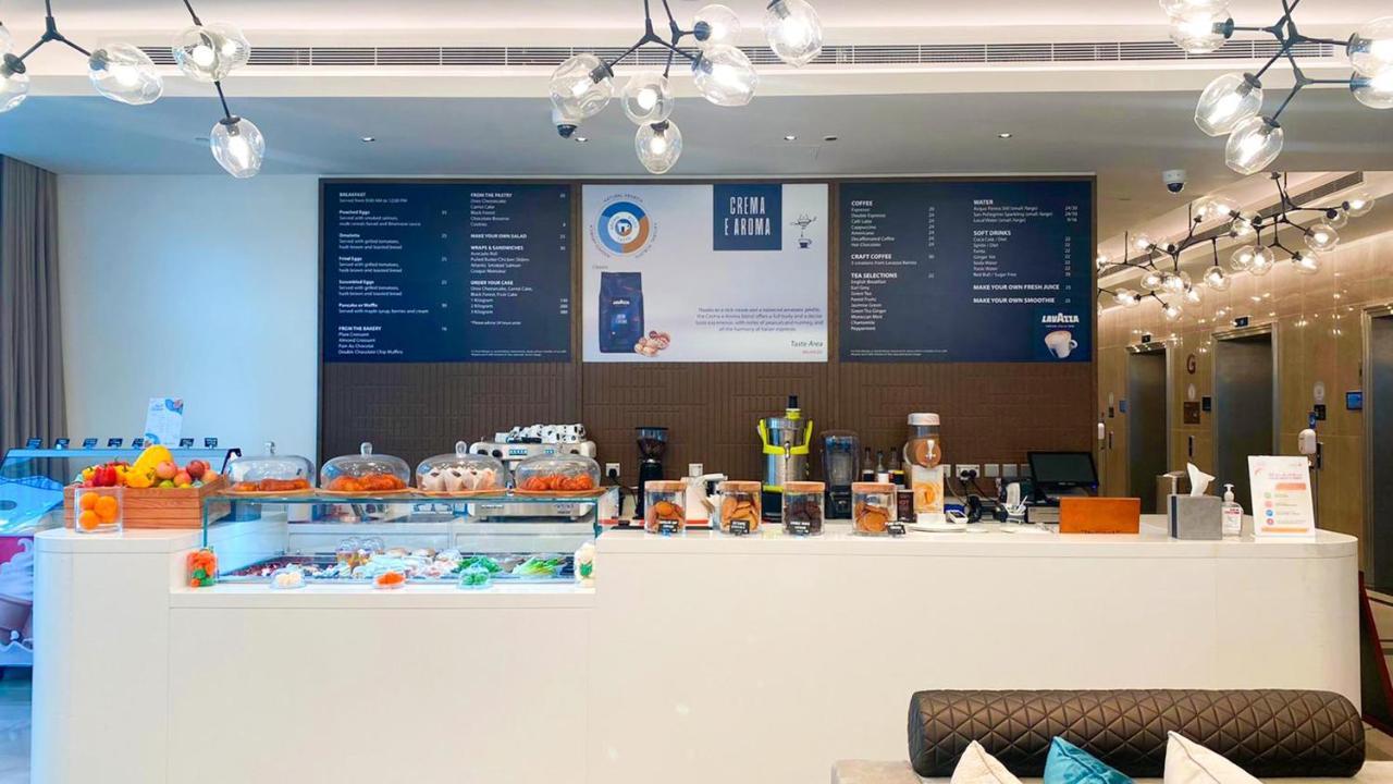 Novotel Dubai Gold District Ngoại thất bức ảnh