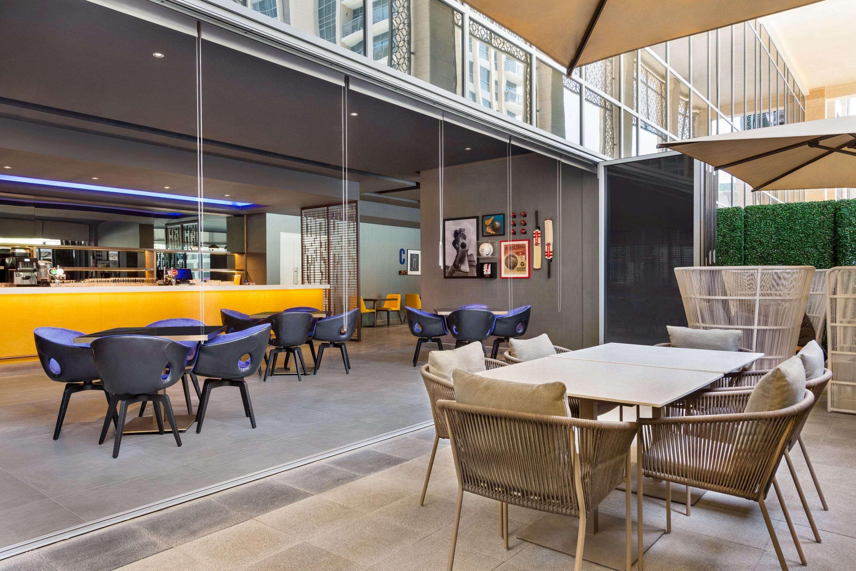 Novotel Dubai Gold District Ngoại thất bức ảnh